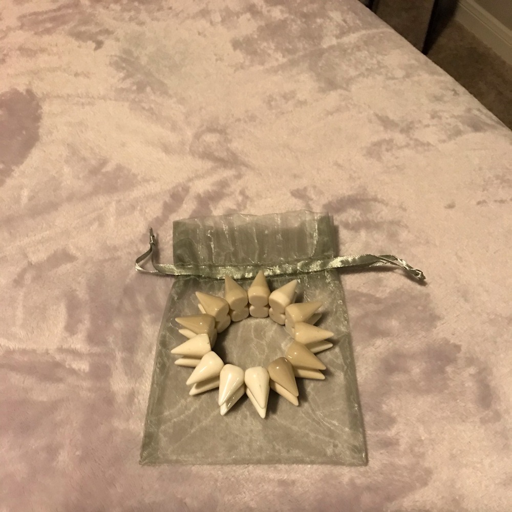 Bone Like Braclet